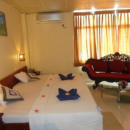 Brighten Hotel Коломбо Экстерьер фото