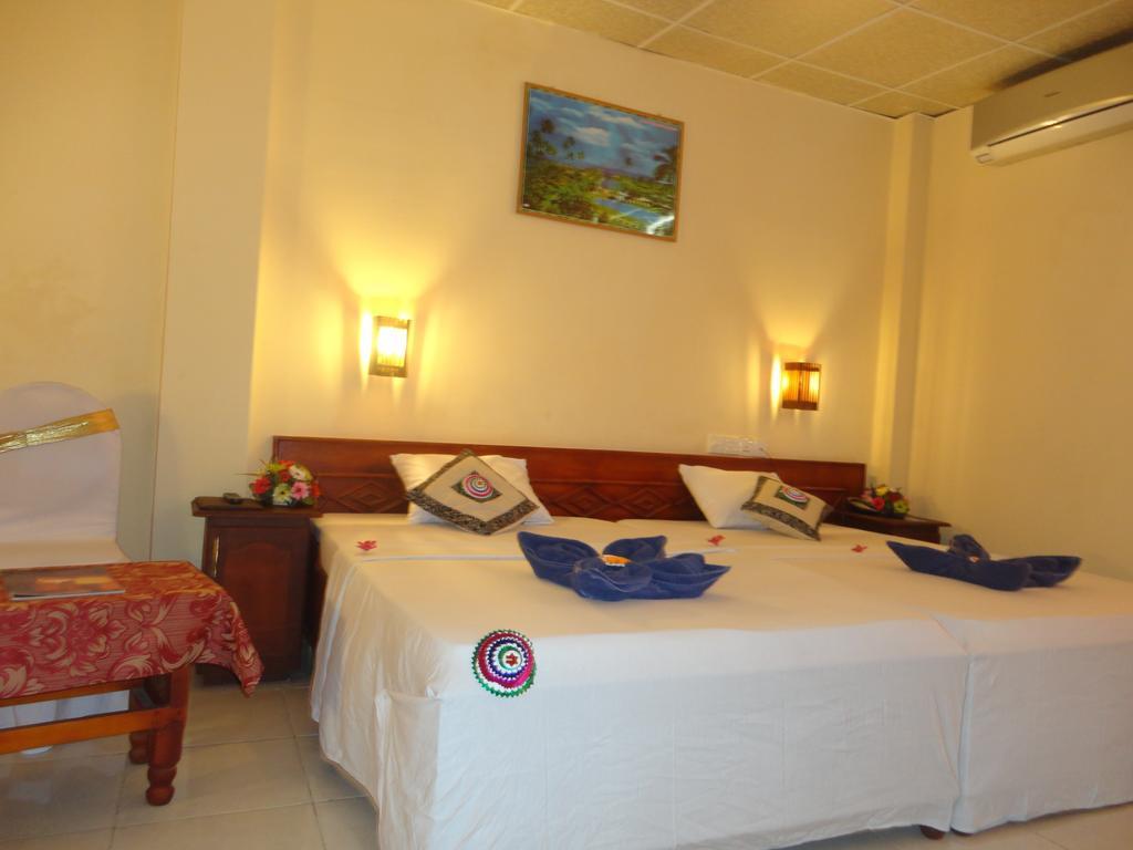 Brighten Hotel Коломбо Экстерьер фото