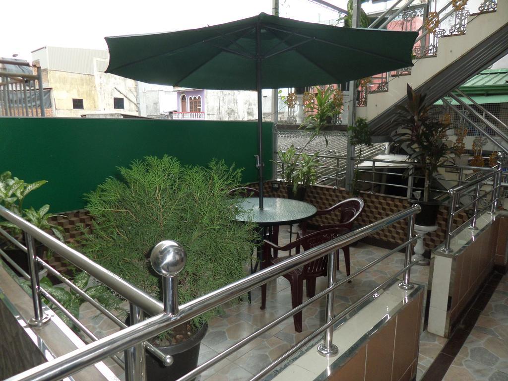 Brighten Hotel Коломбо Экстерьер фото