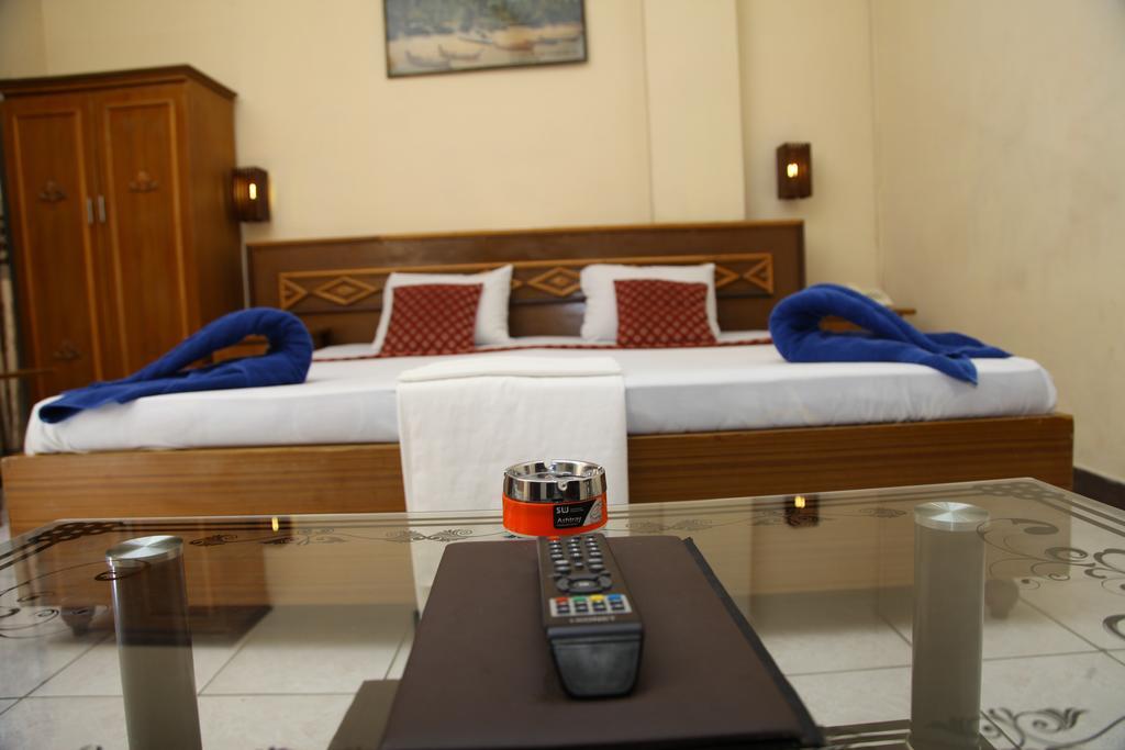 Brighten Hotel Коломбо Экстерьер фото