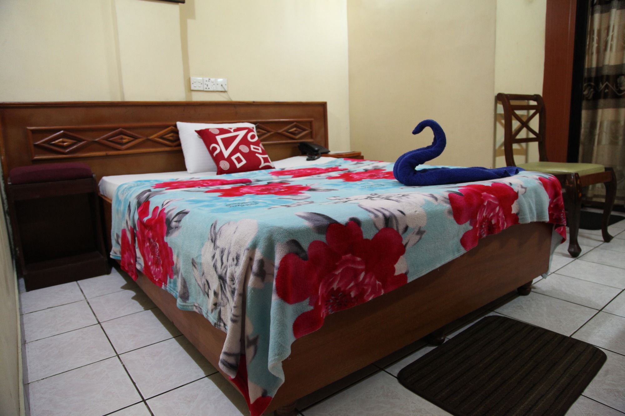 Brighten Hotel Коломбо Экстерьер фото