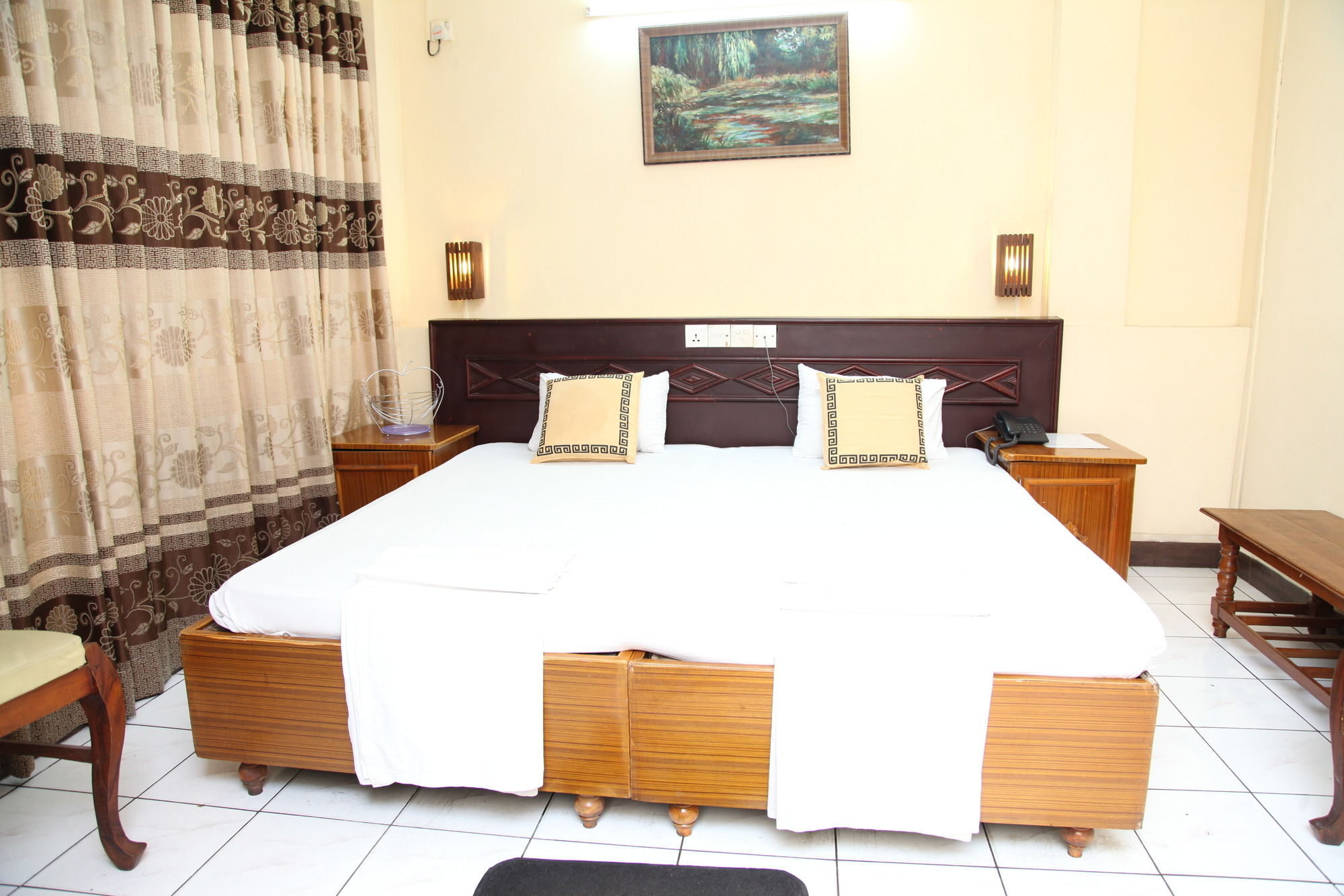 Brighten Hotel Коломбо Экстерьер фото